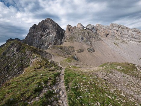 La Roche Perfia et le Trou de la Mouche