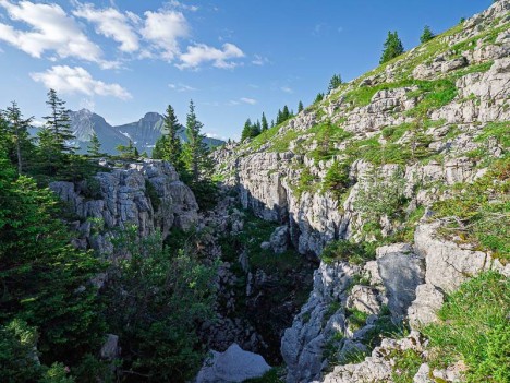 Gouffre des Rochers de Leschaux