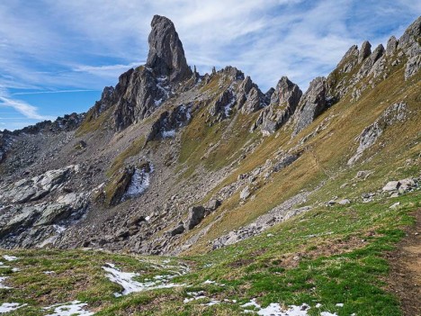 Le versant Est de la Pierra Menta depuis le Col de Bresson