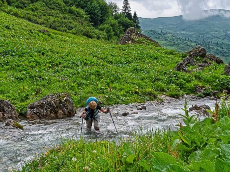 Traversée du ruisseau de Treicol