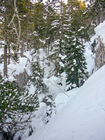 Profonde faille du lapiaz