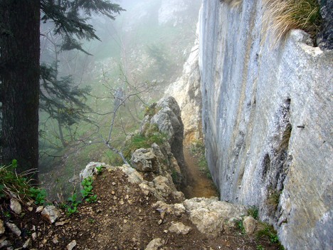 Fissure dans la descente du Pas du loup