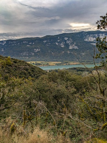 Le Mont Tounier et les falaises du Recorba