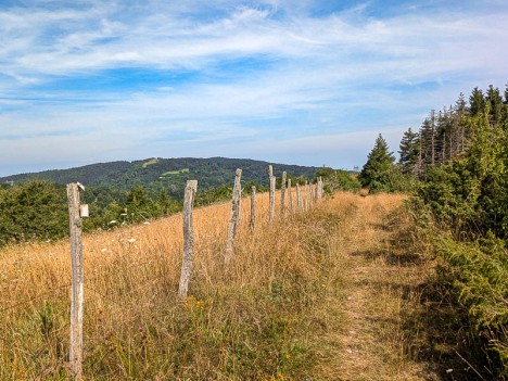 Le Mont Frioland, site du Calvaire de Porte