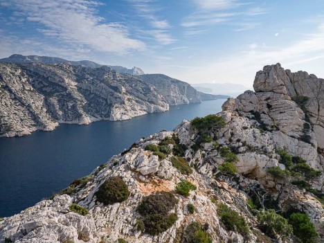 Au Col de Luï d'Aï, la Calanque de Sormiou