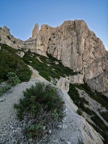 Pierriers sous le Col de la Candelle