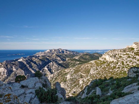 Massif de Marseilleveyre depuis le Col de la Candelle