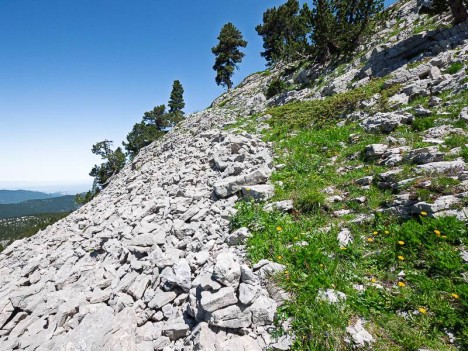 Lacet du vieux chemin de Serre Brion